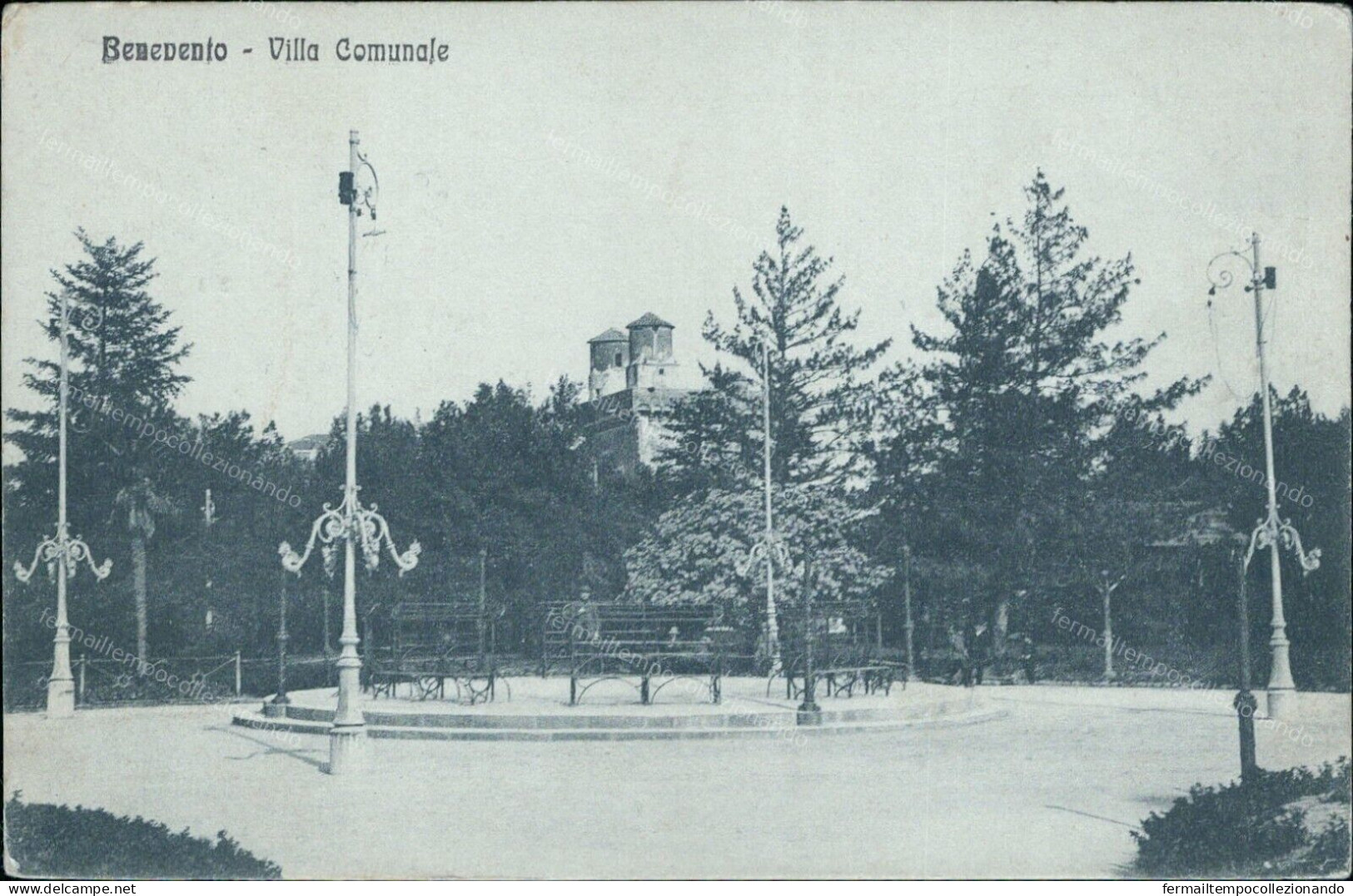 Cr153 Cartolina Benevento Citta' Villa Comunale Campania - Benevento