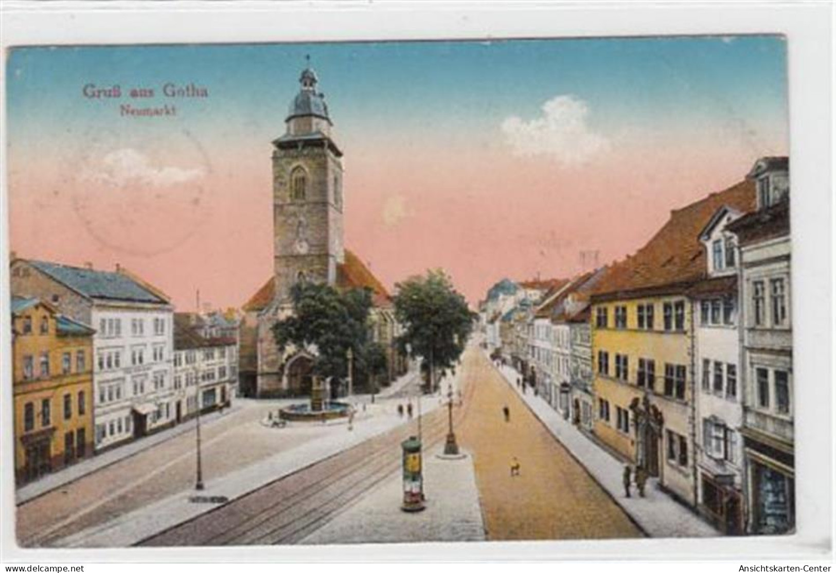 39077707 - Gotha. Neumarkt. Feldpost, 1918. Ecken Mit Albumabdruecken, Kleiner Knick Oben Und Unten Rechts Und Unten Li - Gotha