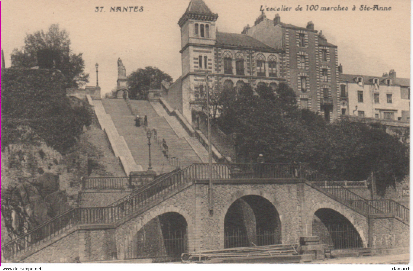 LOIRE ATLANTIQUE-Nantes-L'escalier De 100 Marches à Sainte Anne - 37 - Nantes