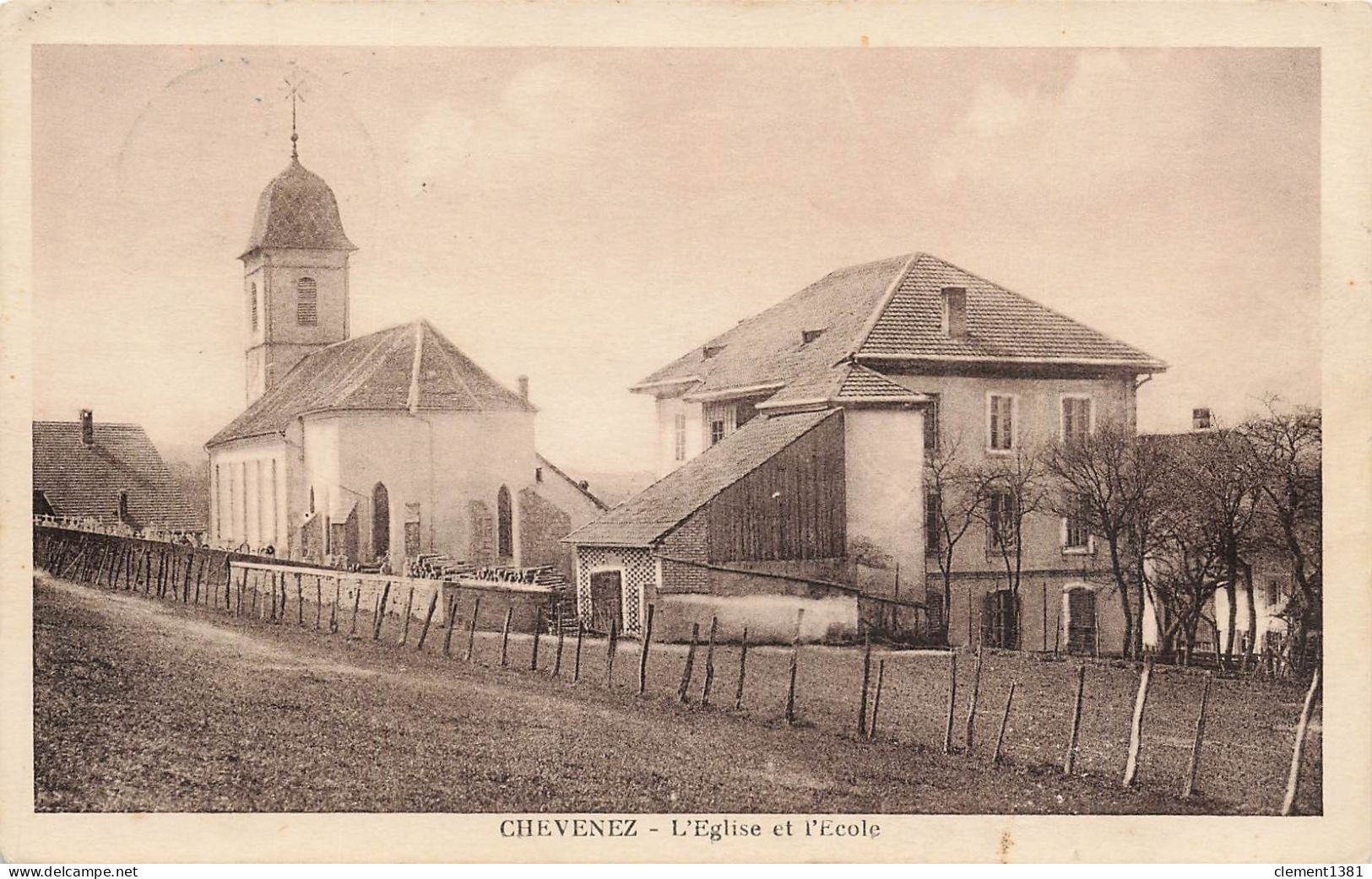 Chevenez L'eglise Et L'ecole - Autres & Non Classés