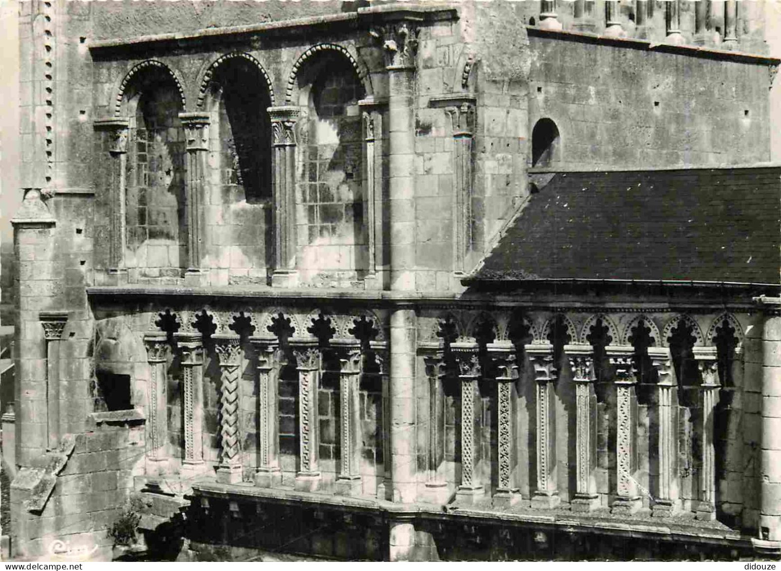 58 - La Charité Sur Loire - Eglise Bénédictine - Nef - Faux Triforium - Mention Photographie Véritable - Carte Dentelée  - La Charité Sur Loire