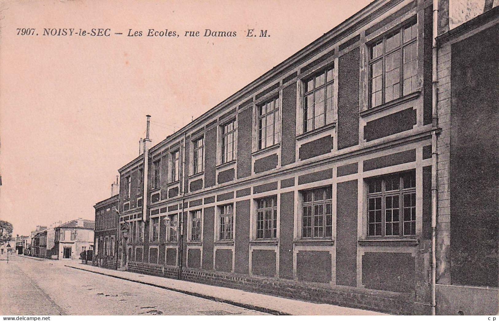 Noisy Le Sec - Les Ecoles - Rue Damas  - CPA °J - Noisy Le Sec