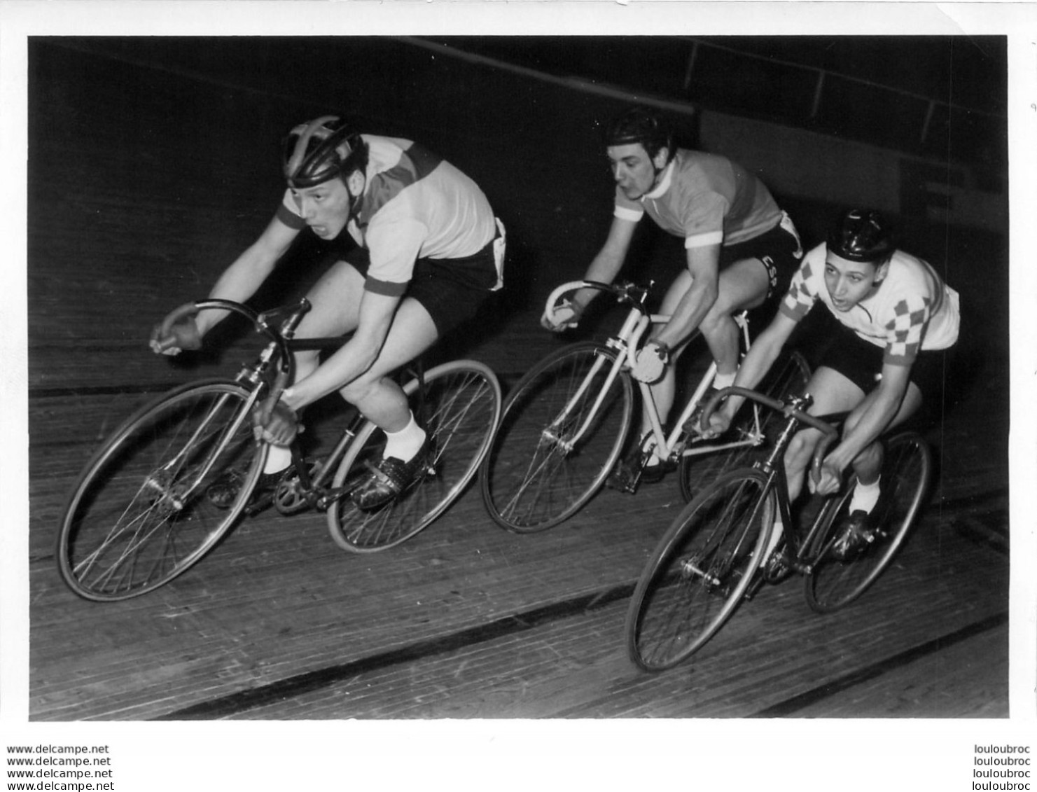 PHOTO ORIGINALE   EQUIPE CYCLISME LES AIGLONS GRAMMONT PARIS 1960 PRESIDENT ANDRE BARBAL C8 - Cycling