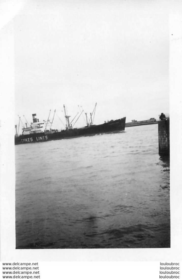 LE HAVRE CARGO EN PARTANCE POUR L'AMERIQUE 06/1952 PHOTO ORIGINALE 9 X 6 CM - Barche