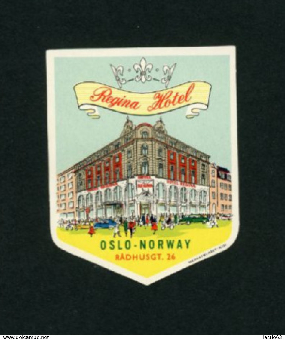 Etiquette D'Hôtel. à Coller Sur Les Valises Forme D'écusson   Regina  Hôtel  Oslo-Norway Radhusgt 26 - Hotel Labels