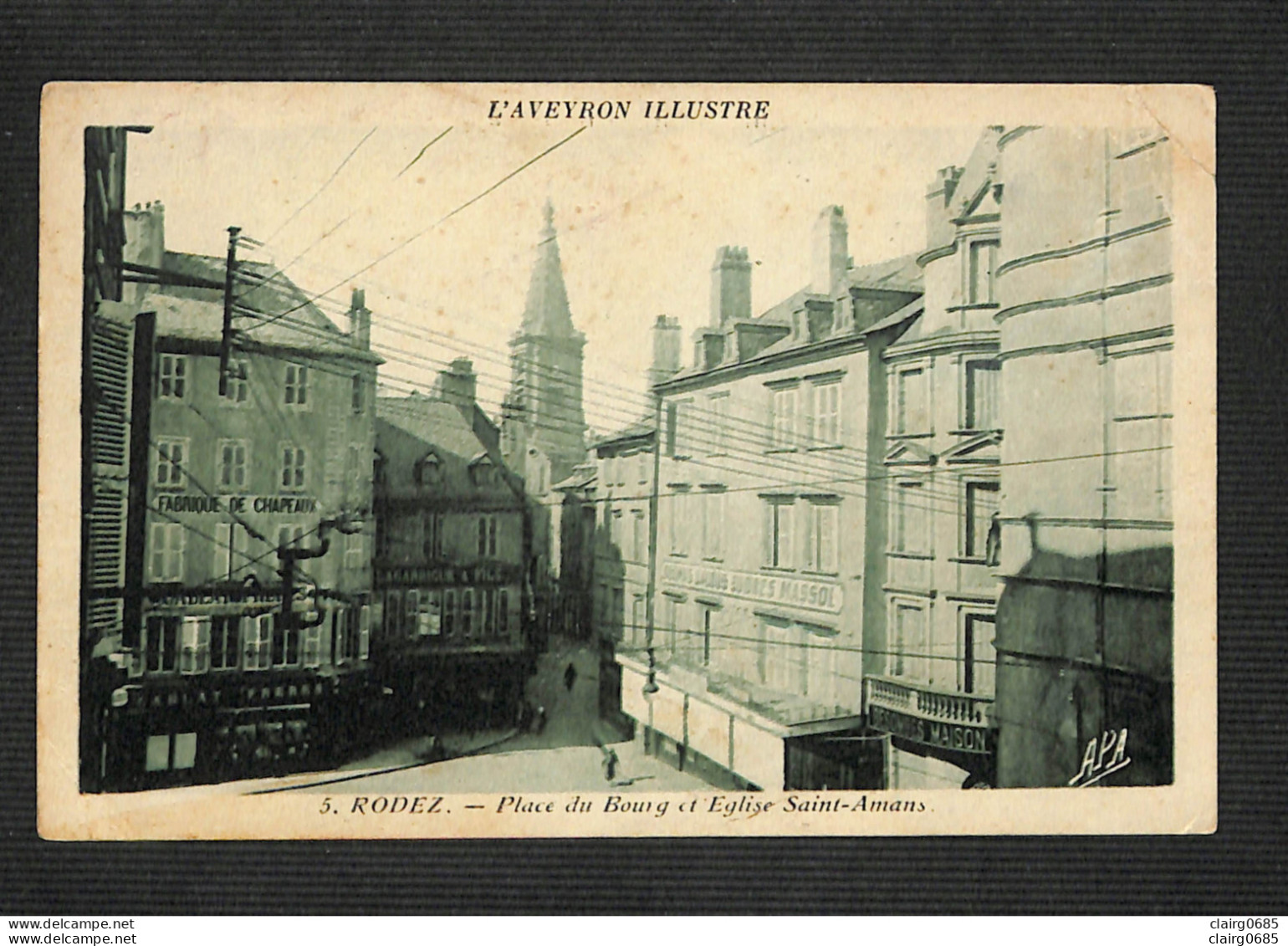 12  - RODEZ - Place Du Bourg Et Eglise Saint-Amans - 1943 - Rodez