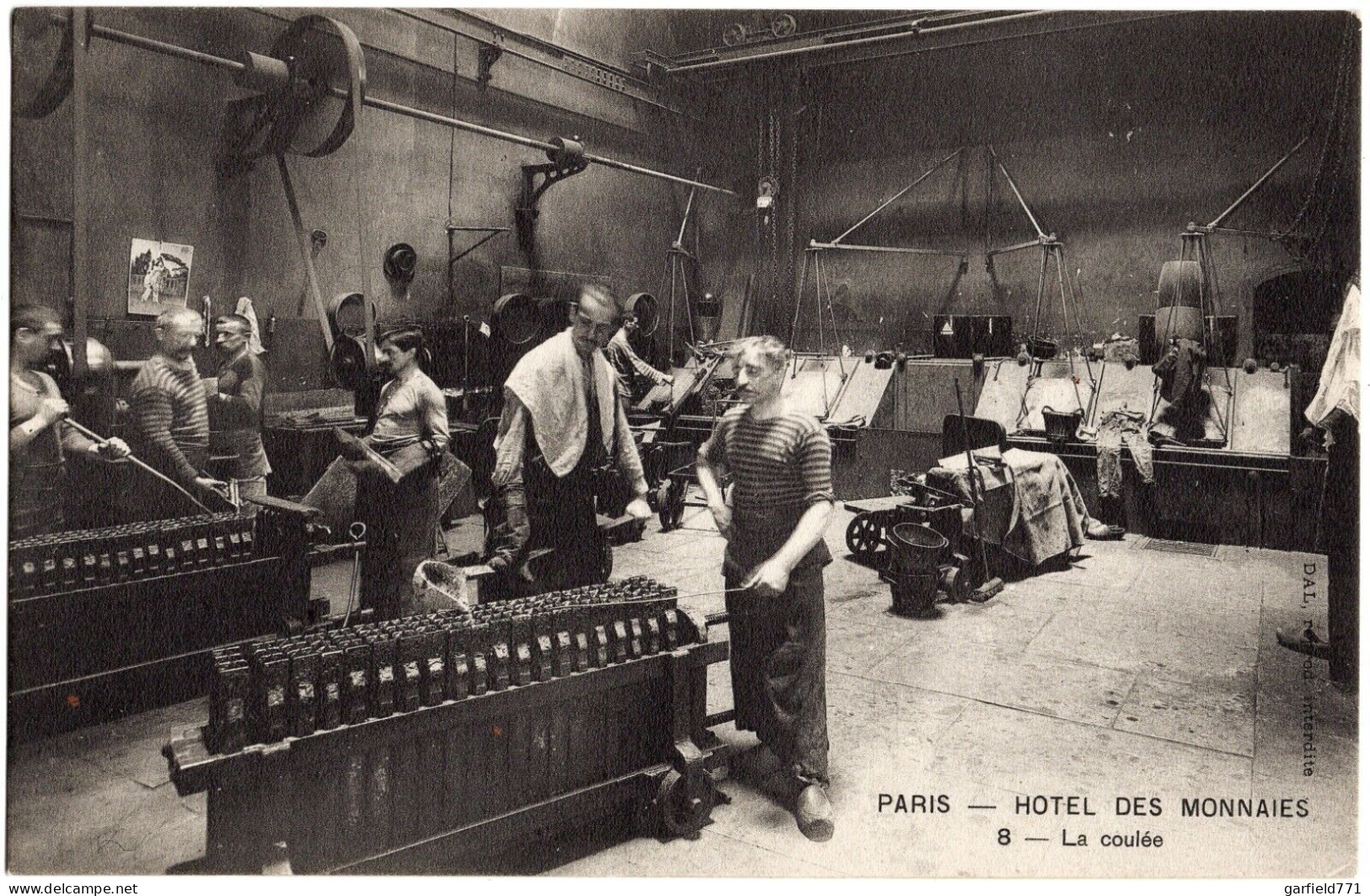 FRANCE Paris - Hôtel Des Monnaies - La Coulée - - Straßenhandel Und Kleingewerbe