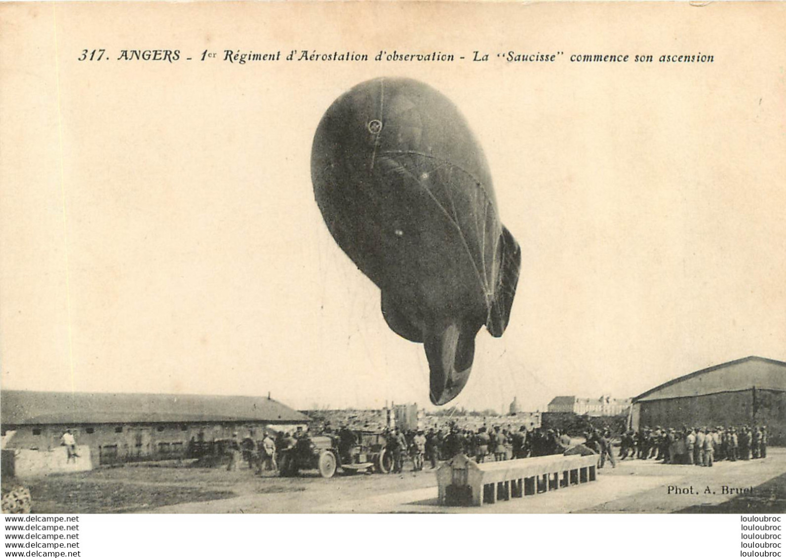 DIRIGEABLE  LA SAUCISSE 1er REGIMENT D'AEROSTATION D'OBSERVATION - Aeronaves