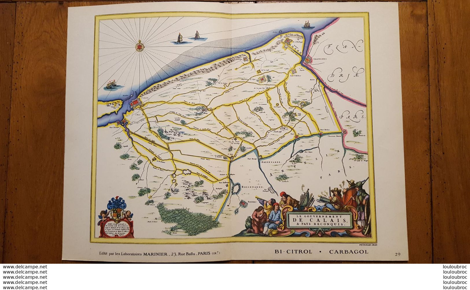 BELLE CARTE GEOGRAPHIQUE LE PAYS DE CALAIS  VOIR LES 2 SCANS ET PHOTOS TOURISTIQUES 36X27CM - Cartes Géographiques