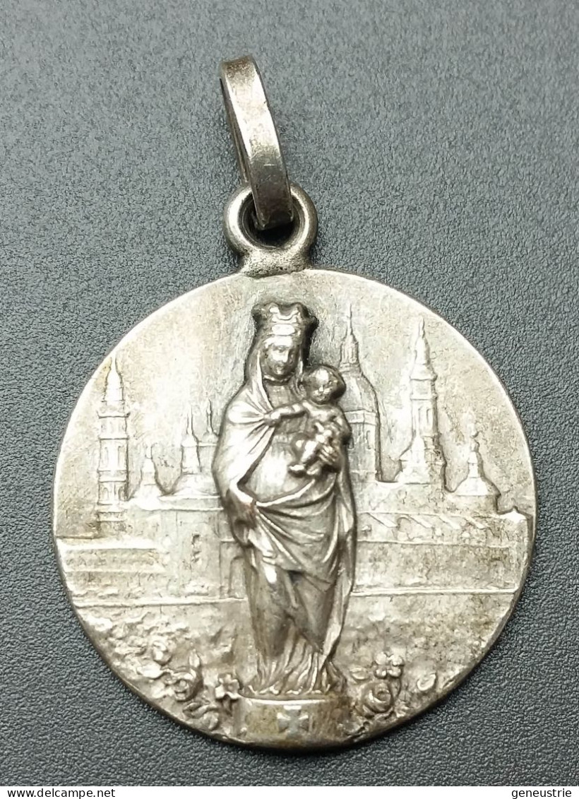 Médaille Religieuse Espagnole Début XXe Argenté "Souvenir De Notre-Dame Du Pilier / NS Del Pilar" Religious Medal - Religion & Esotérisme