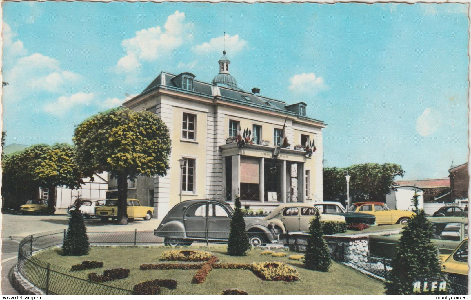 Val De  Marne :  CRETEIL :  La  Mairie , Voiture Citroën - Creteil