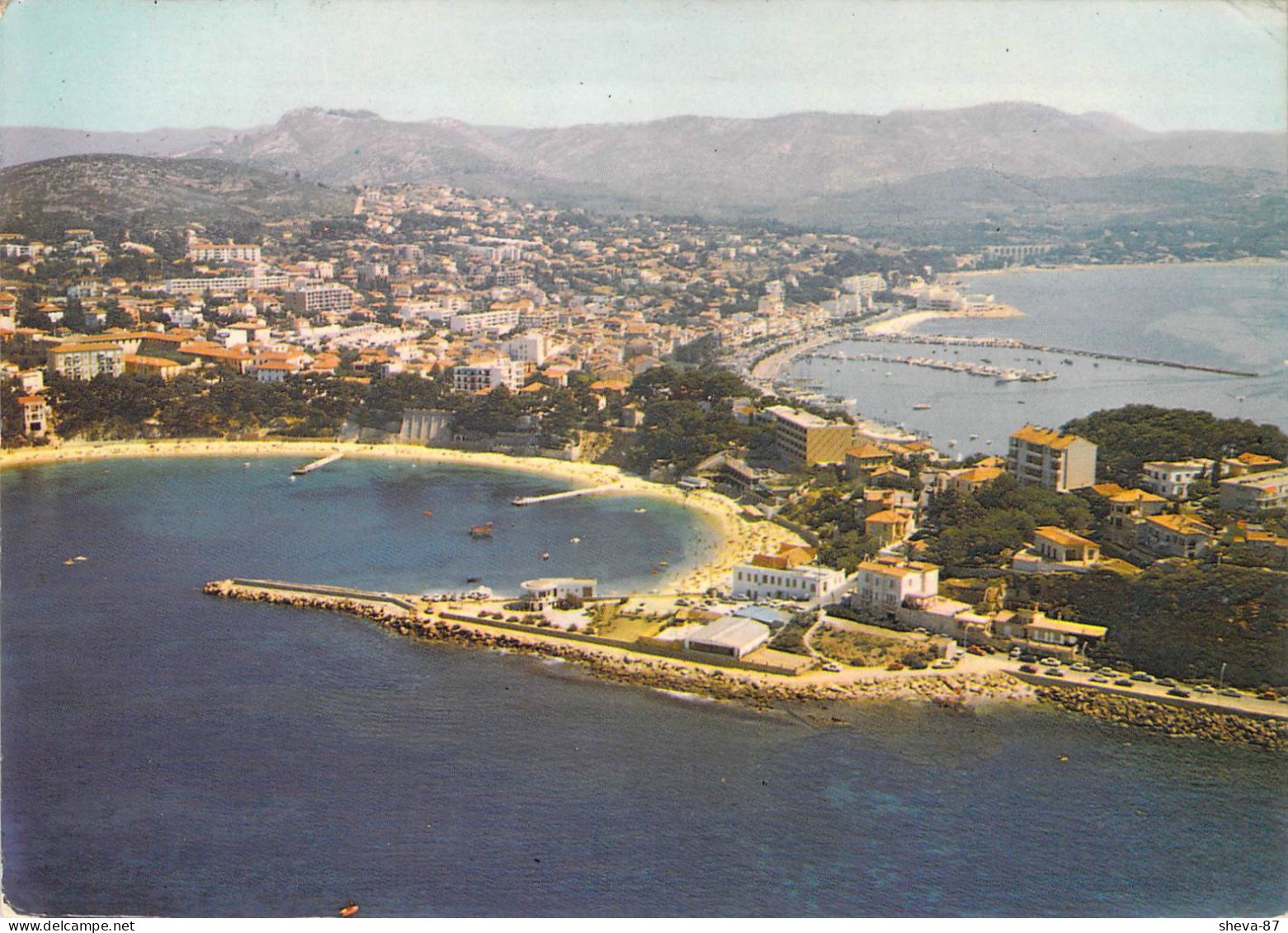 83 - Bandol - La Corniche Et La Baie De Renécros - Bandol