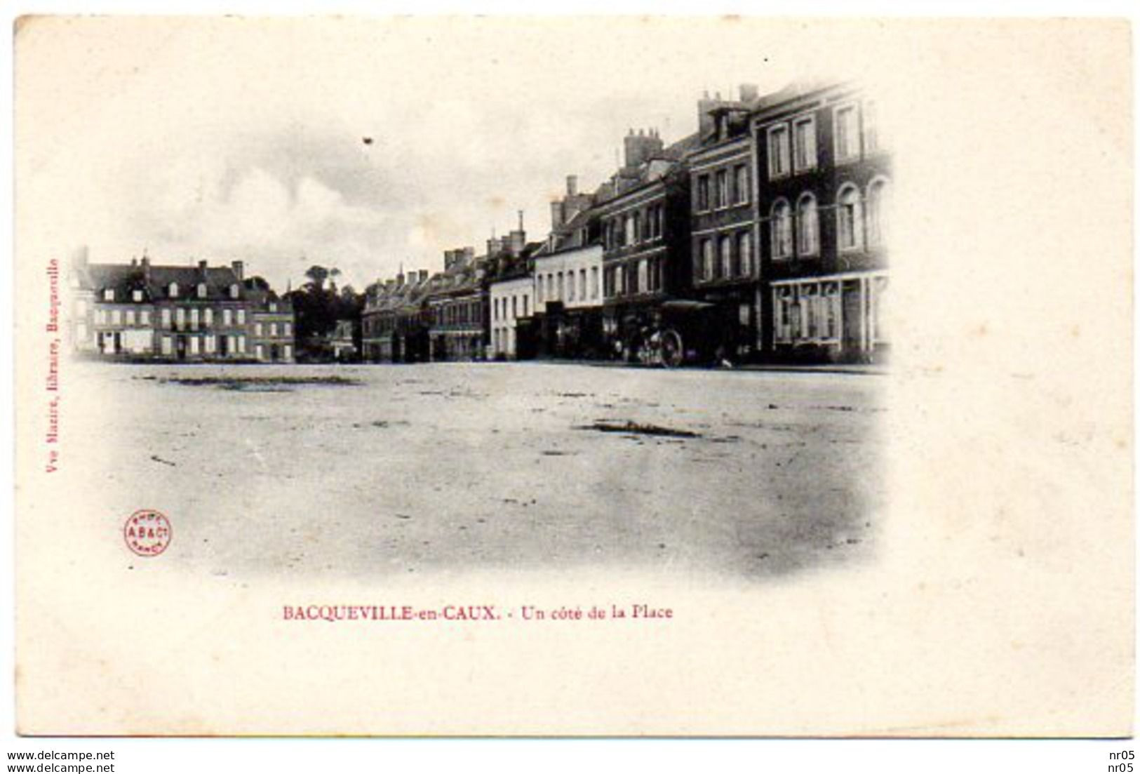 76 - BACQUEVILLE En CAUX - Un Coté De La Place    ( Seine Maritime ) - Caudebec-en-Caux