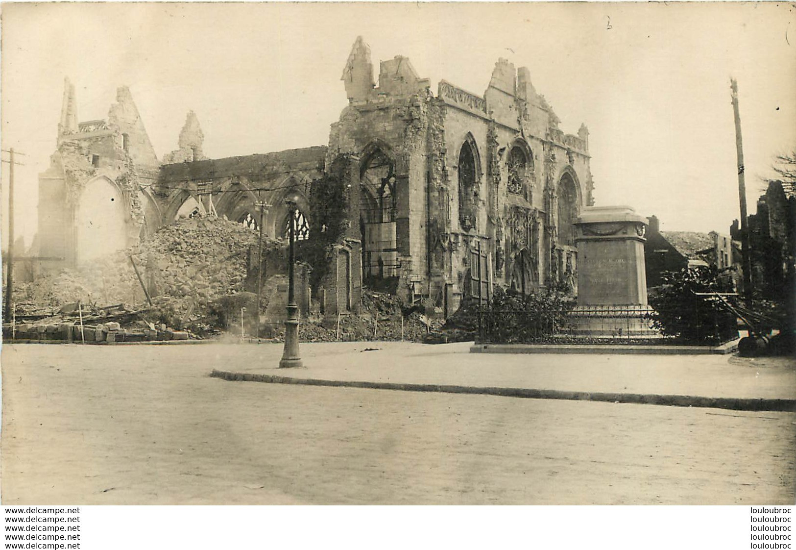 PERONNE CARTE PHOTO ALLEMANDE 1918 - Peronne