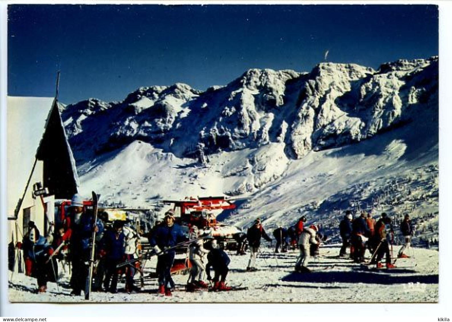 CPSM  10.5 X 15  Isère  VILLARD DE LANS  Départ à Ski Sous Les Arêtes Du Gerbier - Villard-de-Lans