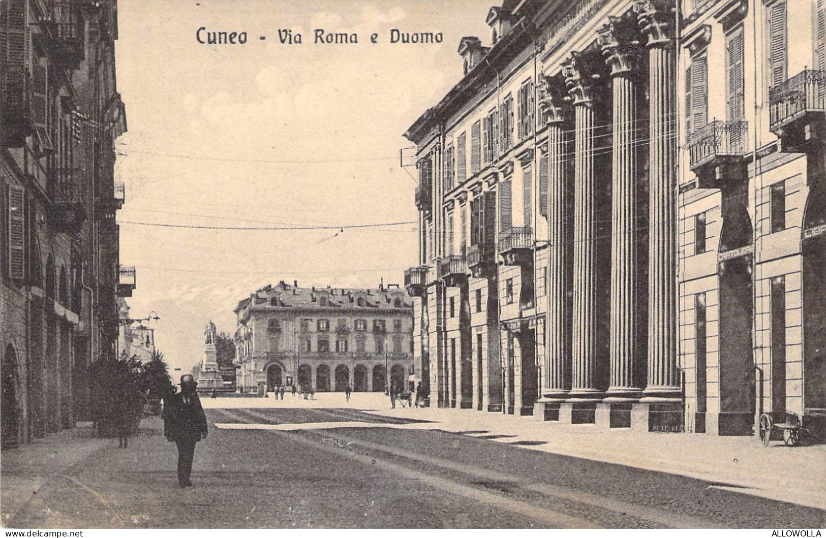26841 " CUNEO-VIA ROMA E DUOMO  " ANIMATA-VERA FOTO -CART. POST. NON SPED. - Cuneo