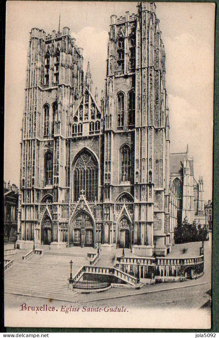 BELGIQUE -  BRUXELLES - Eglise Sainte-Gudule - Monuments