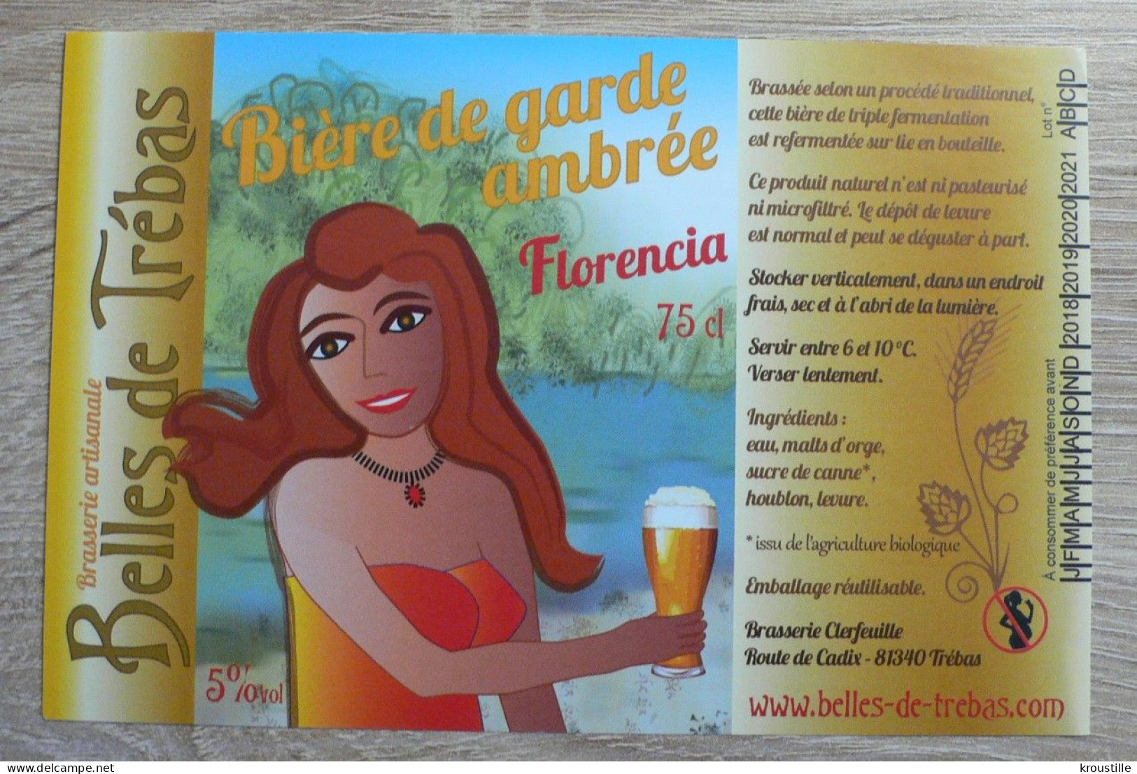 BELLES DE TREBAS (FRANCE) : LOT DE 3 ETIQUETTES DE BIERE THEME FEMME - NEUVES - 75 CL - Bière