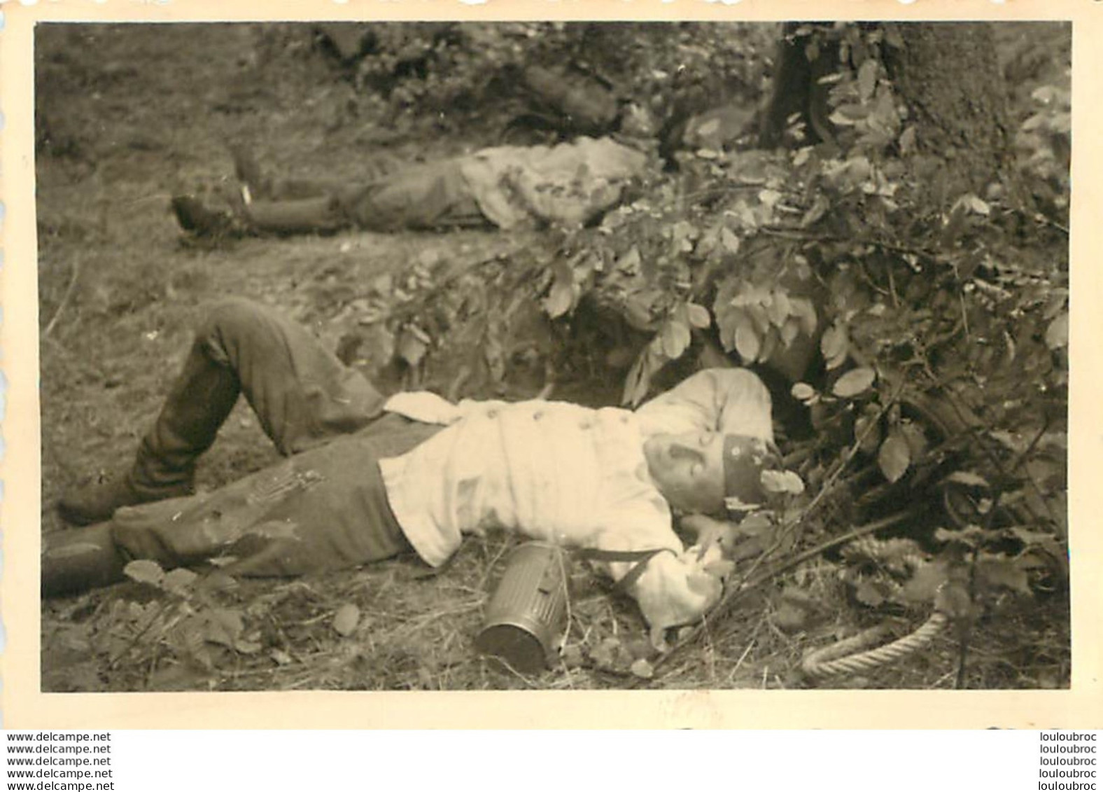 SECONDE GUERRE SOLDATS DE LA WEHRMACHT SIESTE PHOTO ORIGINALE FORMAT 9.50 X 6 CM - War, Military