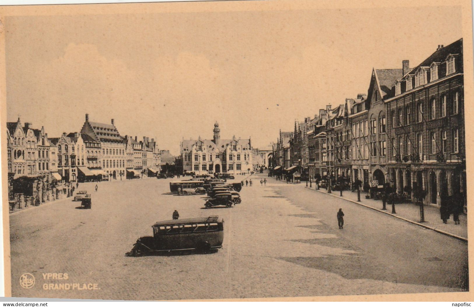 104-Ieper-Ypres Groot Plaats  Grand'Place - Ieper