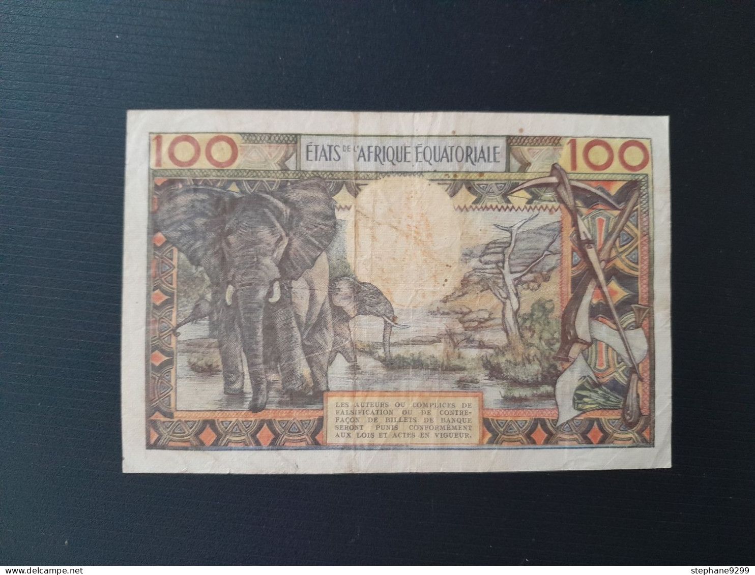 AFRIQUE EQUATORIALE 100 FRANCS 1963.LETTRE A.RARE - Other - Africa