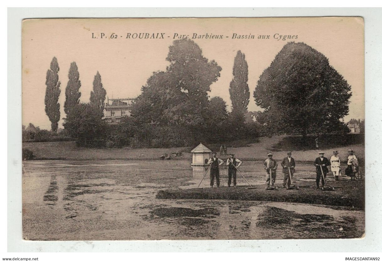 59 ROUBAIX PARC BARBIEUX BASSIN DES CYGNES JARDINIERS N°62 - Roubaix