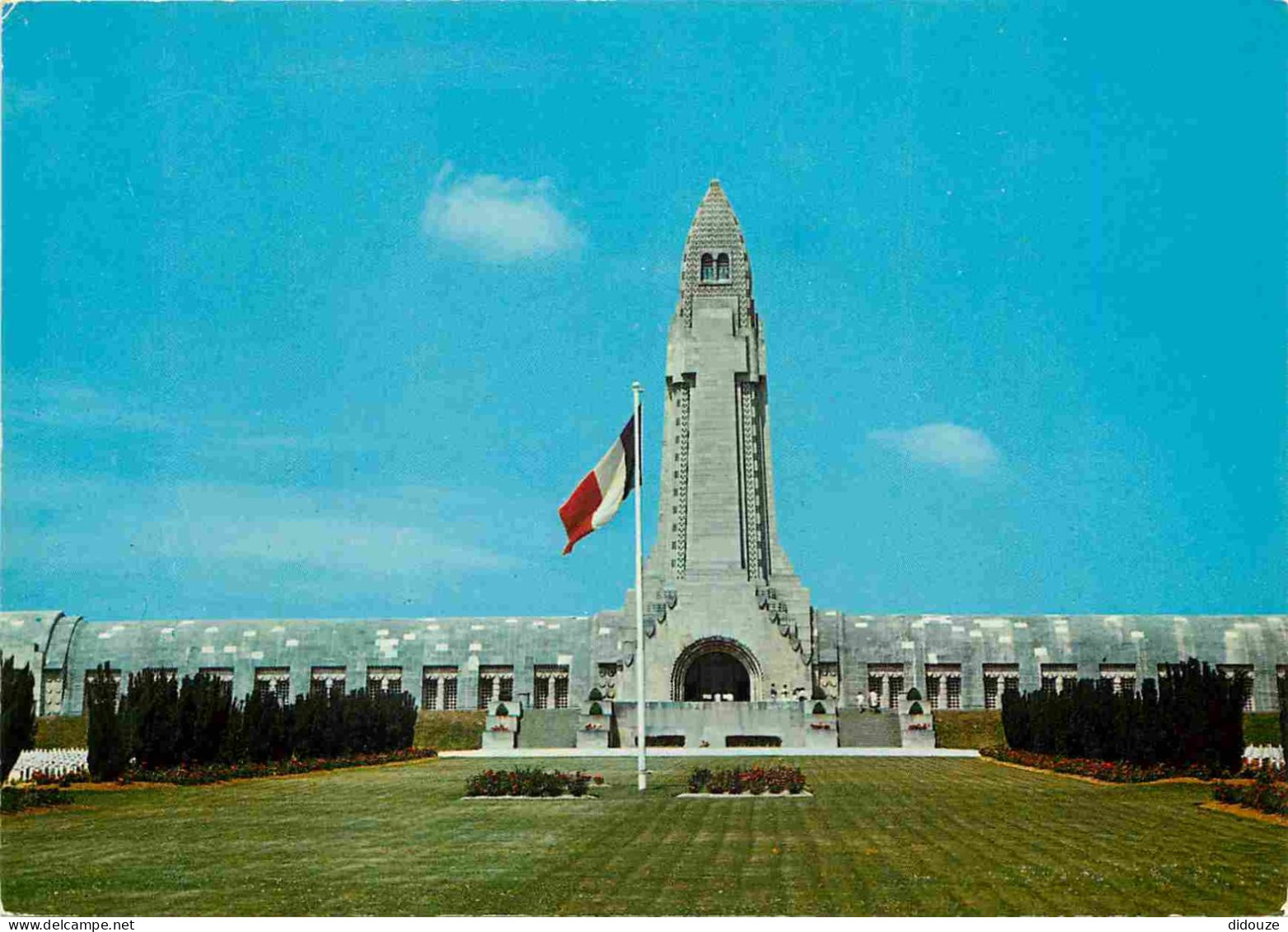 55 - Douaumont - L'Ossuaire De Douaumont - CPM - Voir Scans Recto-Verso - Douaumont