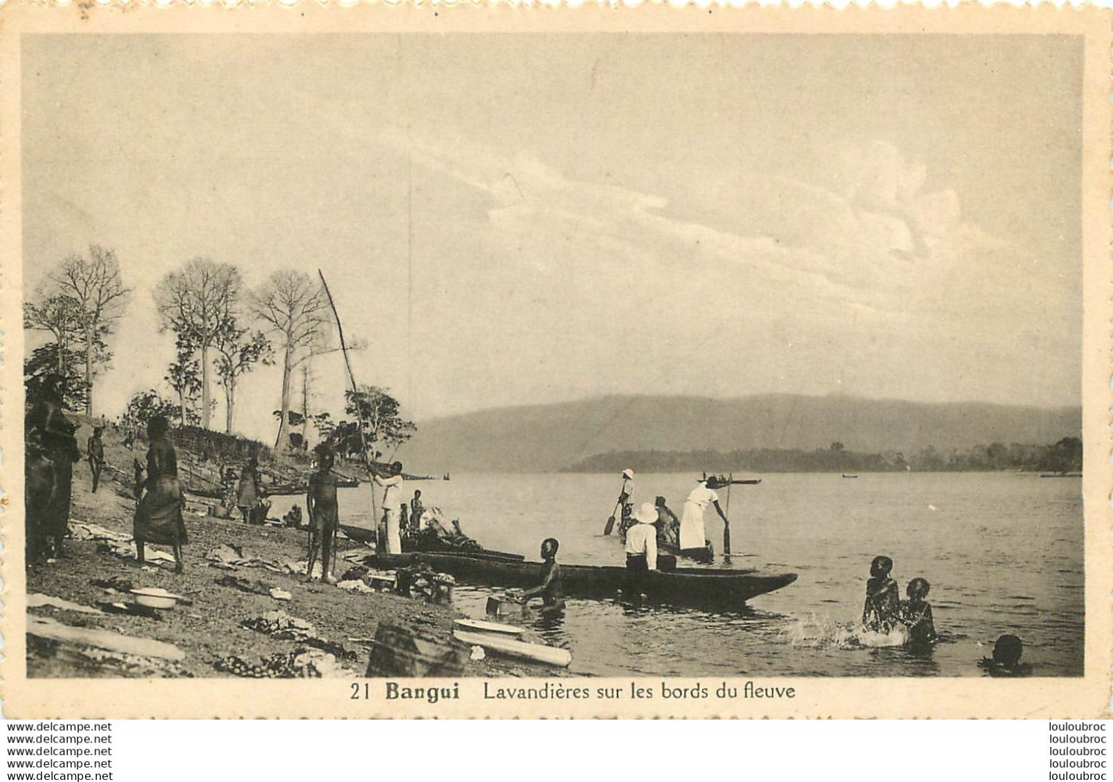 BANGUI LAVANDIERE SUR LES BORDS DU FLEUVE  EDITION ARTIAGA  SILVA N°21 - Centrafricaine (République)