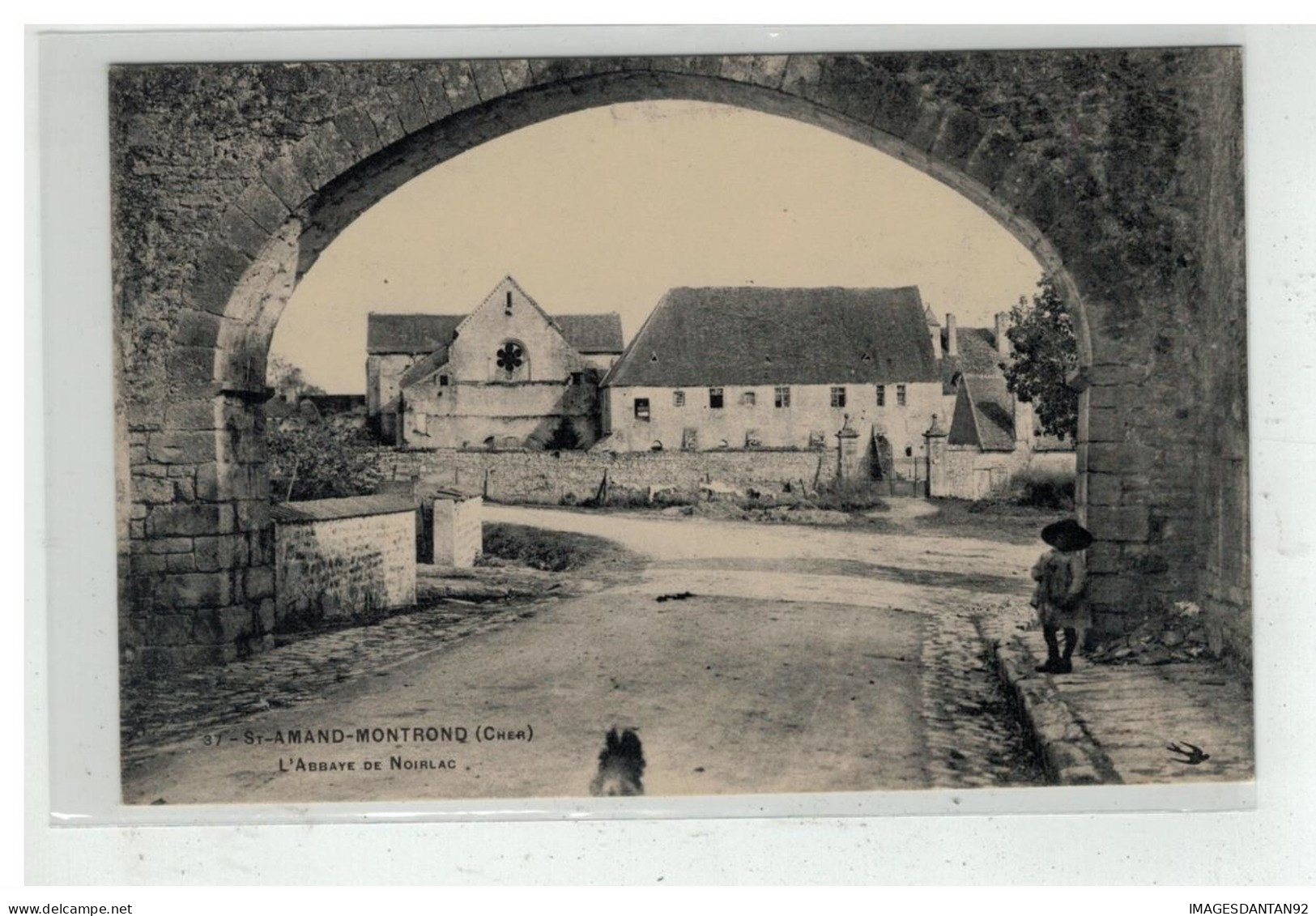 18 SAINT AMAND MONTROND ABBAYE DE NOIRLAC N°37 - Saint-Amand-Montrond