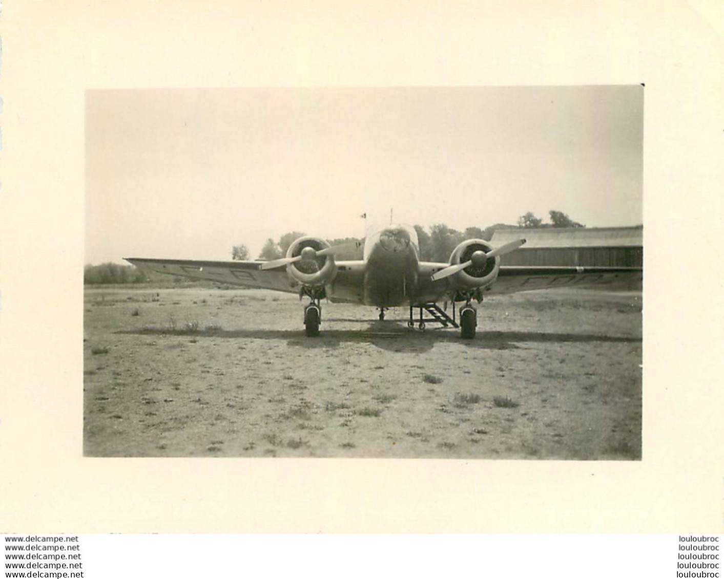 LA BAULE ESCOUBLAC 1949 AVION DE SERVICE QUOTIDIEN DE PARIS PHOTO ORIGINALE 11 X 8 CM - Aviación