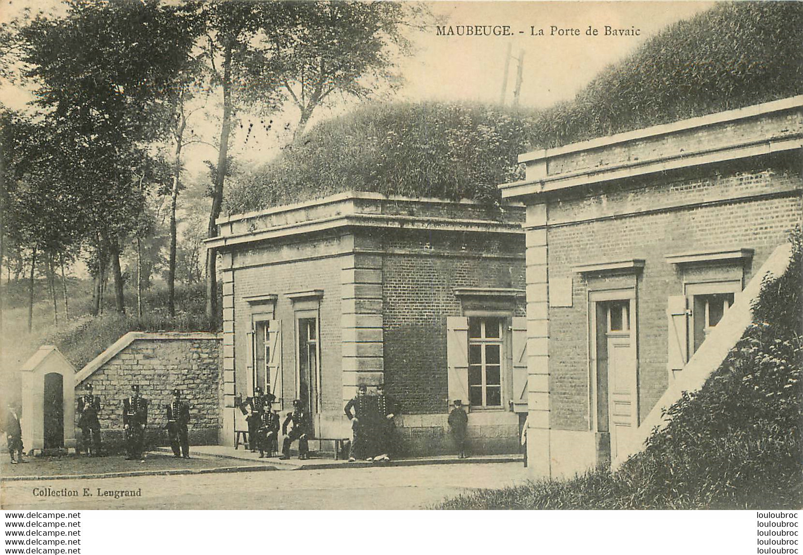 MAUBEUGE LA PORTE DE BAVAIC - Maubeuge