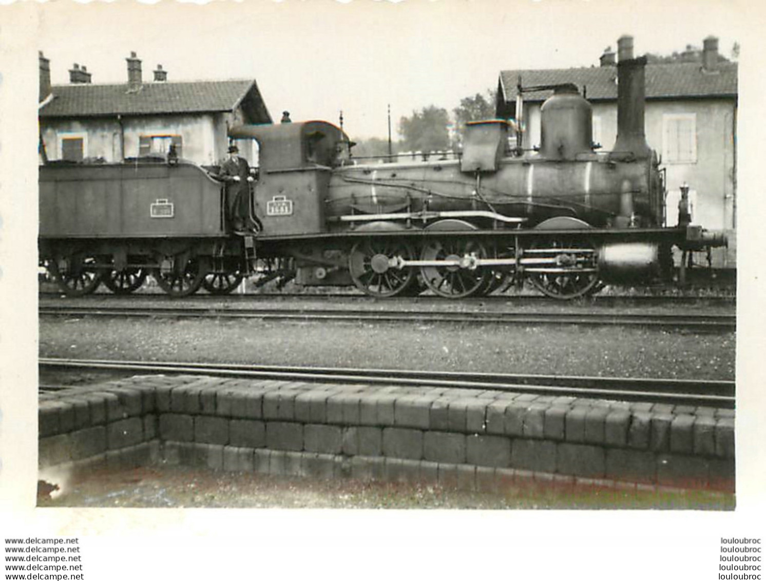 TRAIN EN GARE PHOTO ORIGINALE 8.50 X 6 CM - Eisenbahnen