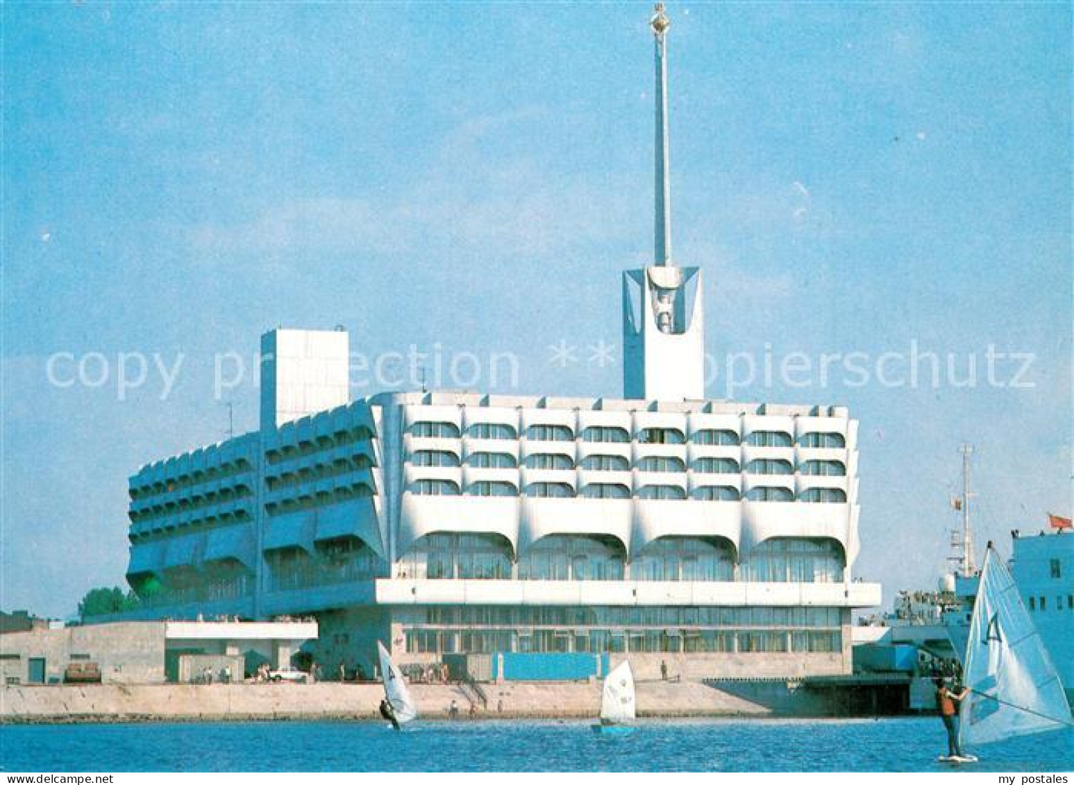 73340273 Leningrad St Petersburg Port Arrival And Departure Building Leningrad S - Russie