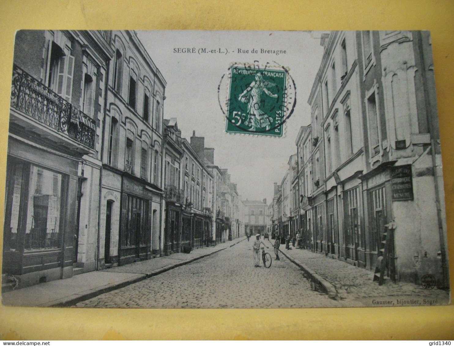 49 5848 CPA 1907 - 49 SEGRE - RUE DE BRETAGNE - ANIMATION. COMMERCES. - Segre