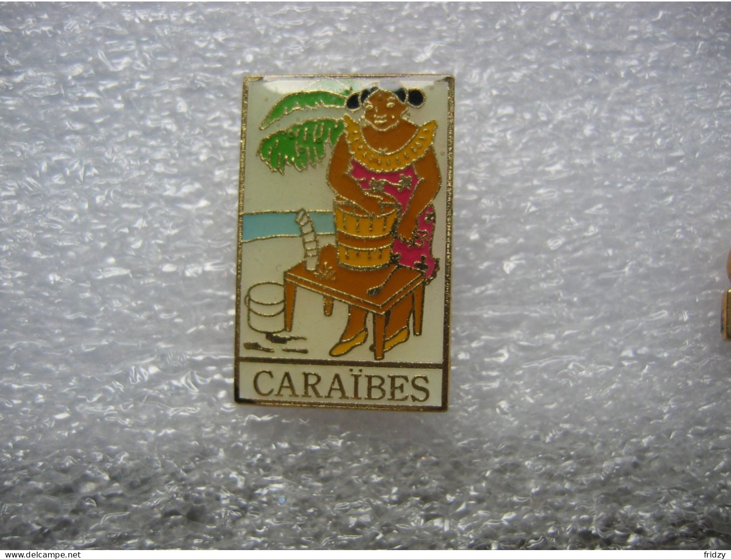 Pin's Des CARAIBES - Città