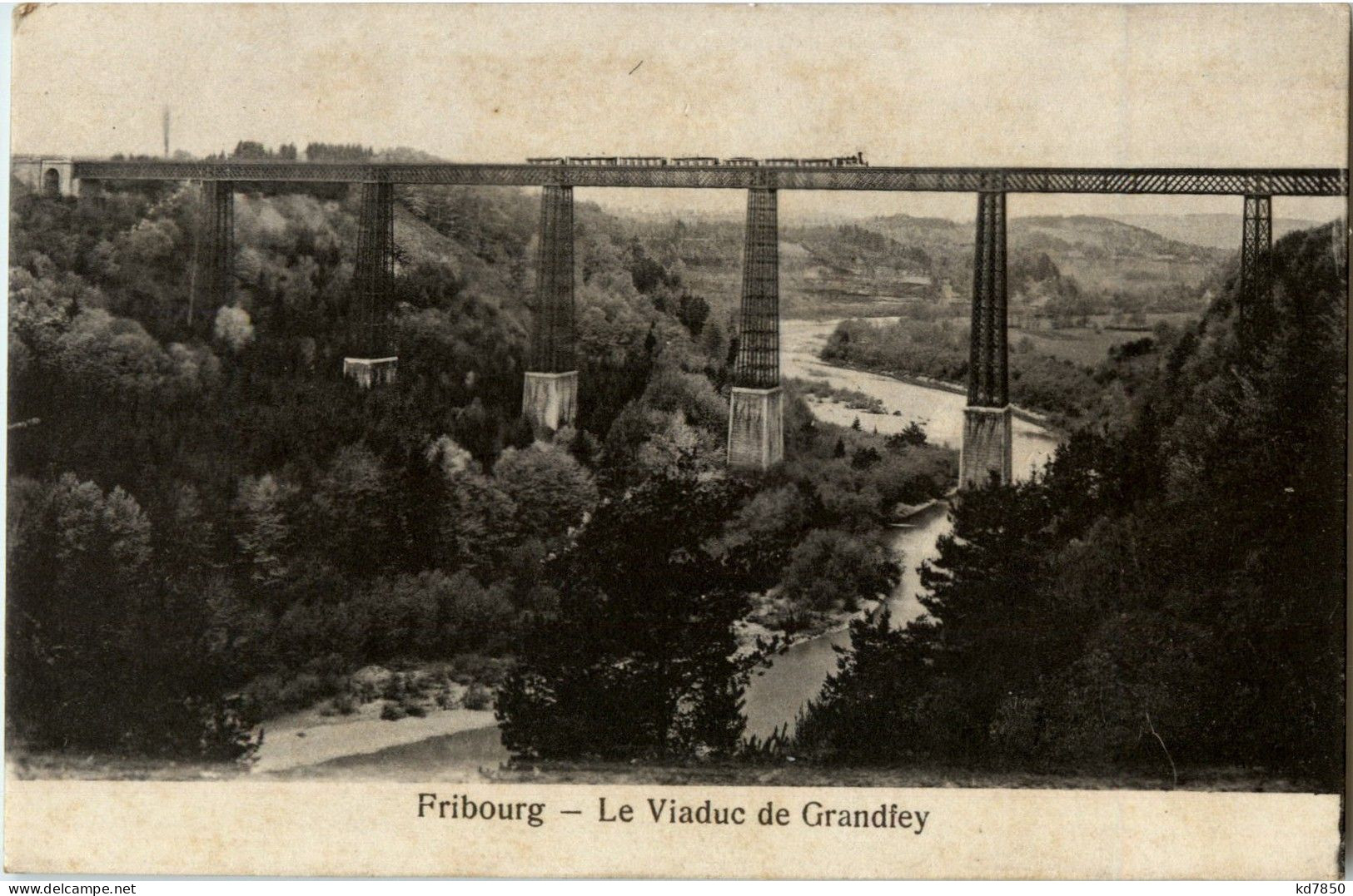 Fribourg - Le Viaduc - Fribourg