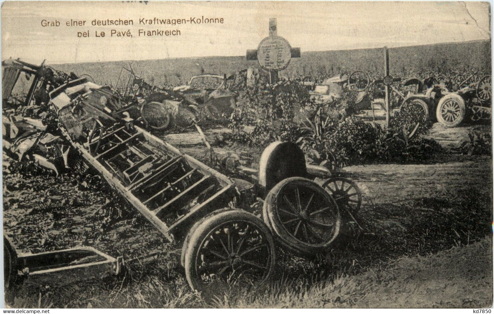 Grab Einer Deutschen Kraftwagen Kolonne Bei Le Pave - Cimiteri Militari