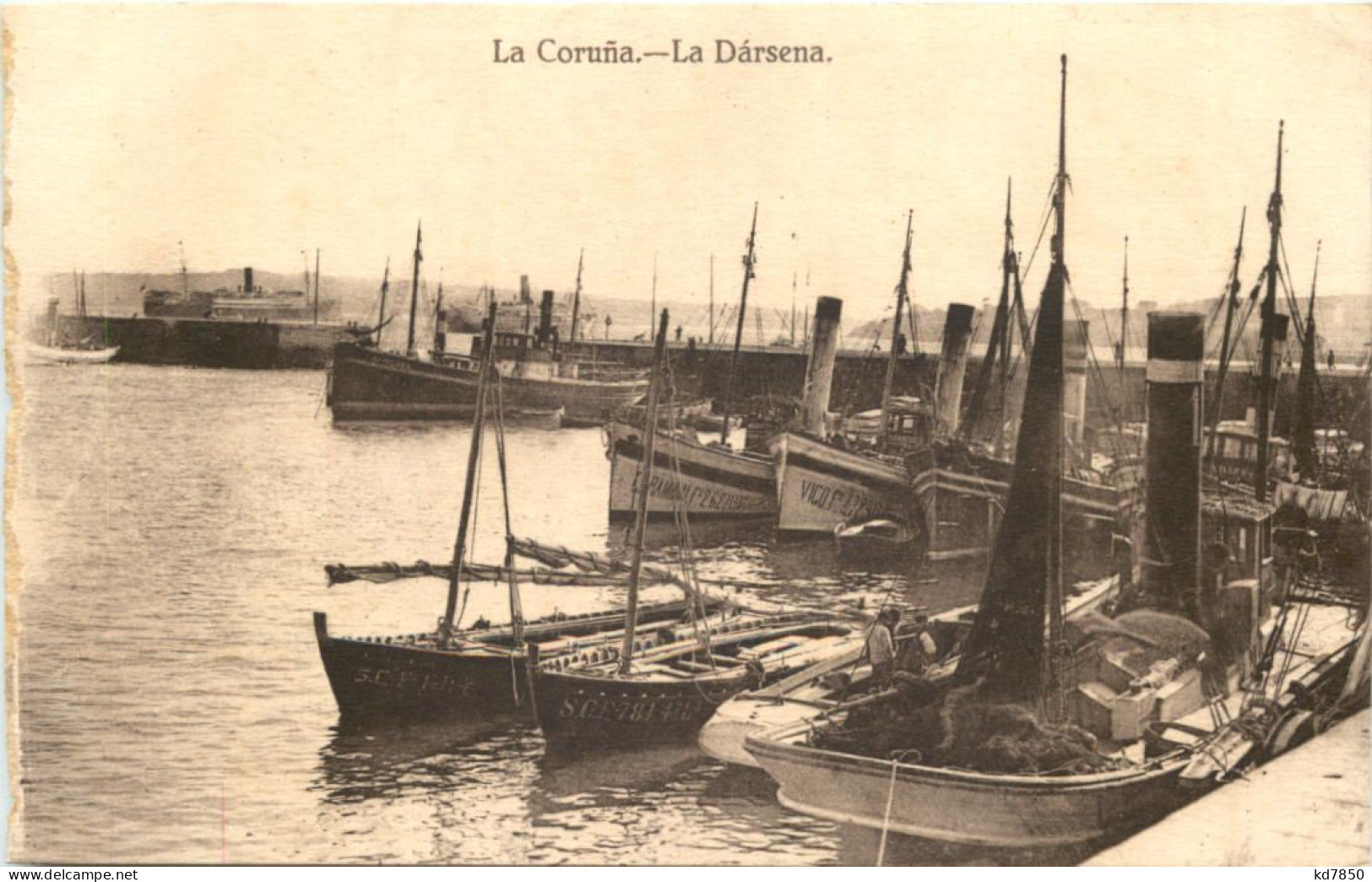 La Coruna - La Darsena - La Coruña