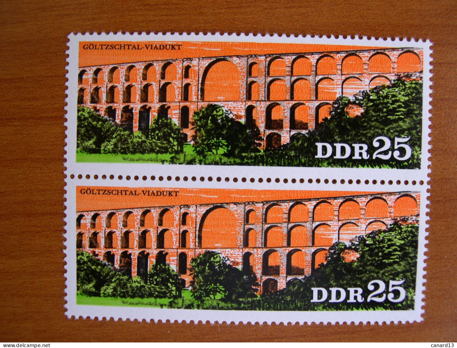 RDA   N° 1842 Neuf** Paire - Unused Stamps