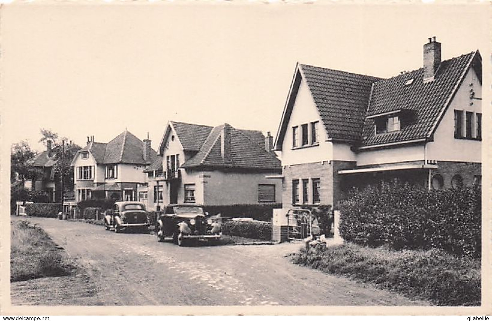 BREDENE Aan ZEE - BREEDENE Sur MER -  Avenue Des Fleurs - Bloemenlaan - Bredene