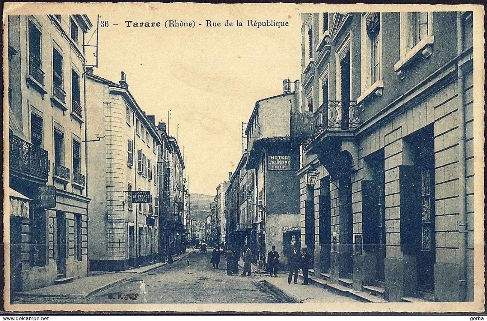 *CPA - 69 TARARE  Rue De La République - Tarare