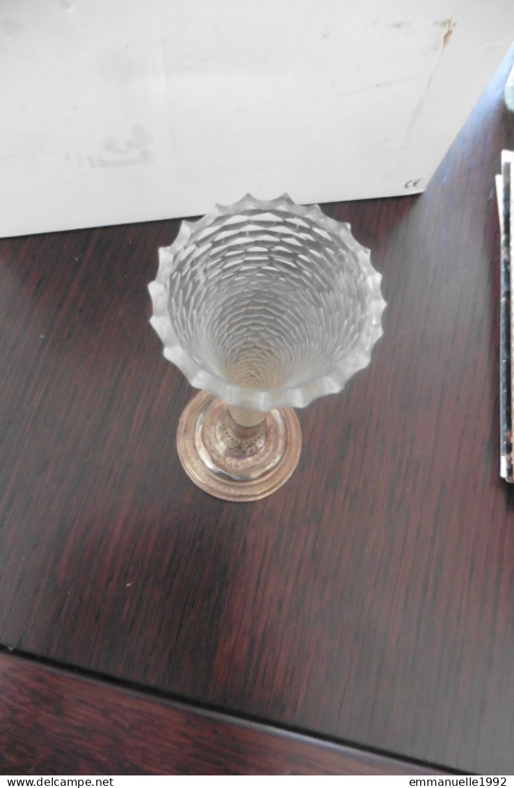 Petit vase ancien 19e s soliflore en cristal ciselé et argent signé G. Keller Paris
