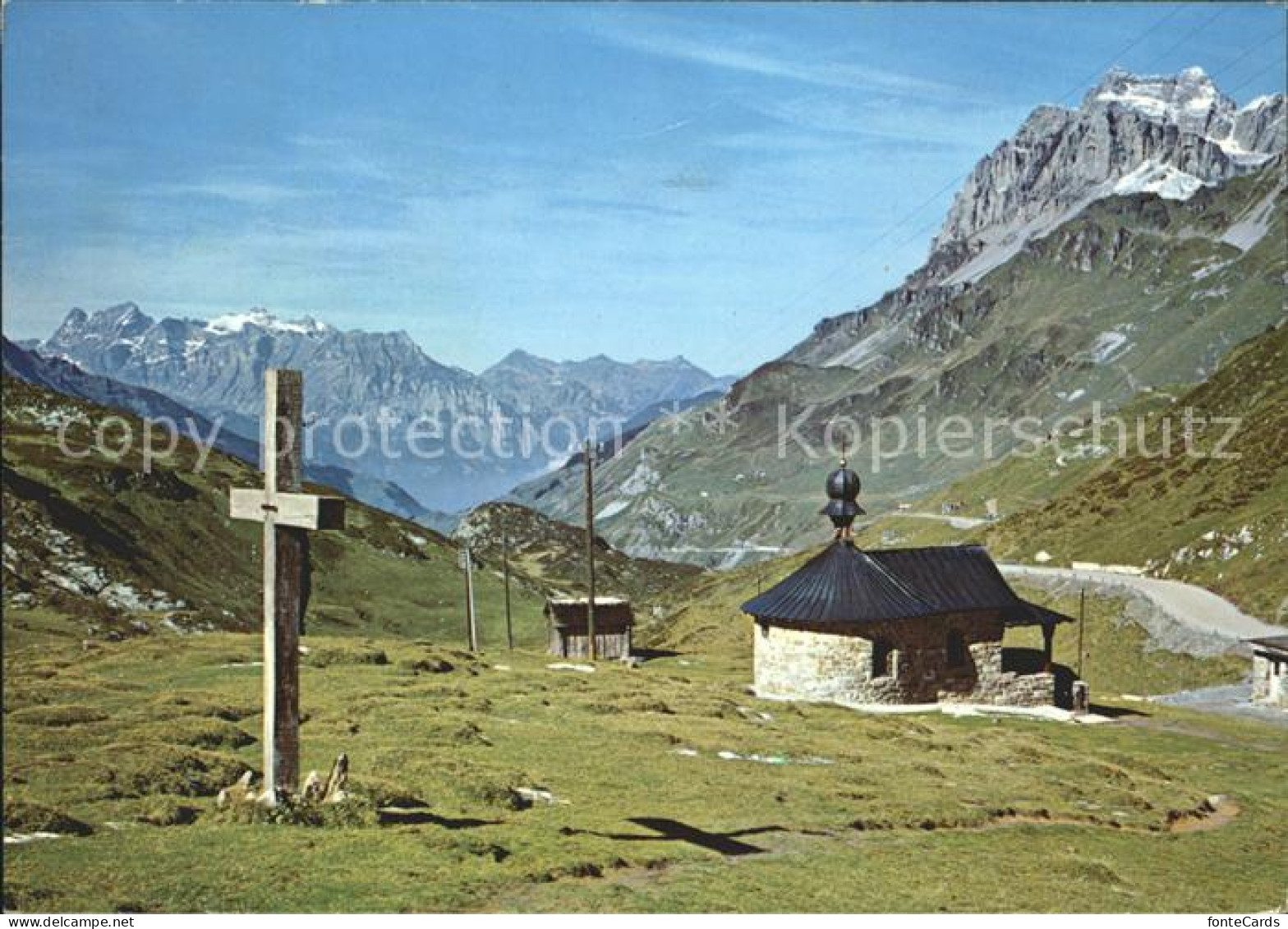 11702310 Klausenpass Passhoehe Kapelle Und Schaechentaler-Windgaelle Klausenpass - Autres & Non Classés