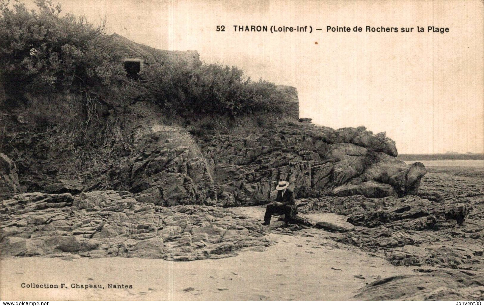 K0505 - THARON - D44 - Pointe De Rochers Sur La Plage - Tharon-Plage