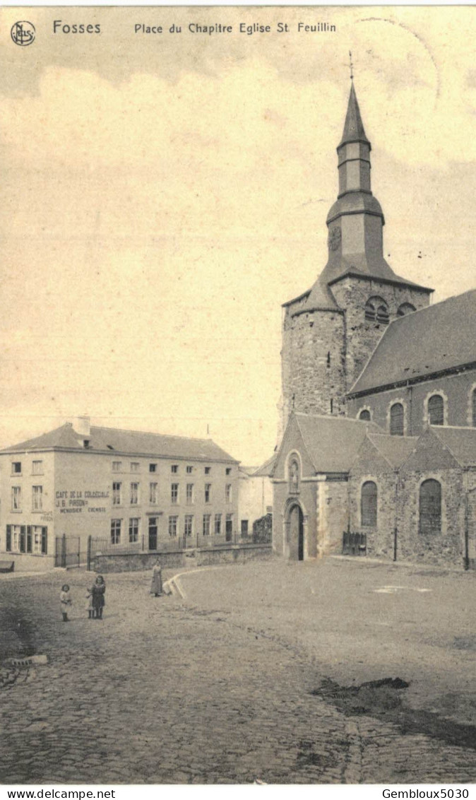 (340)   Fosses  Place Du Chapitre Eglise St Feuillin - Fosses-la-Ville