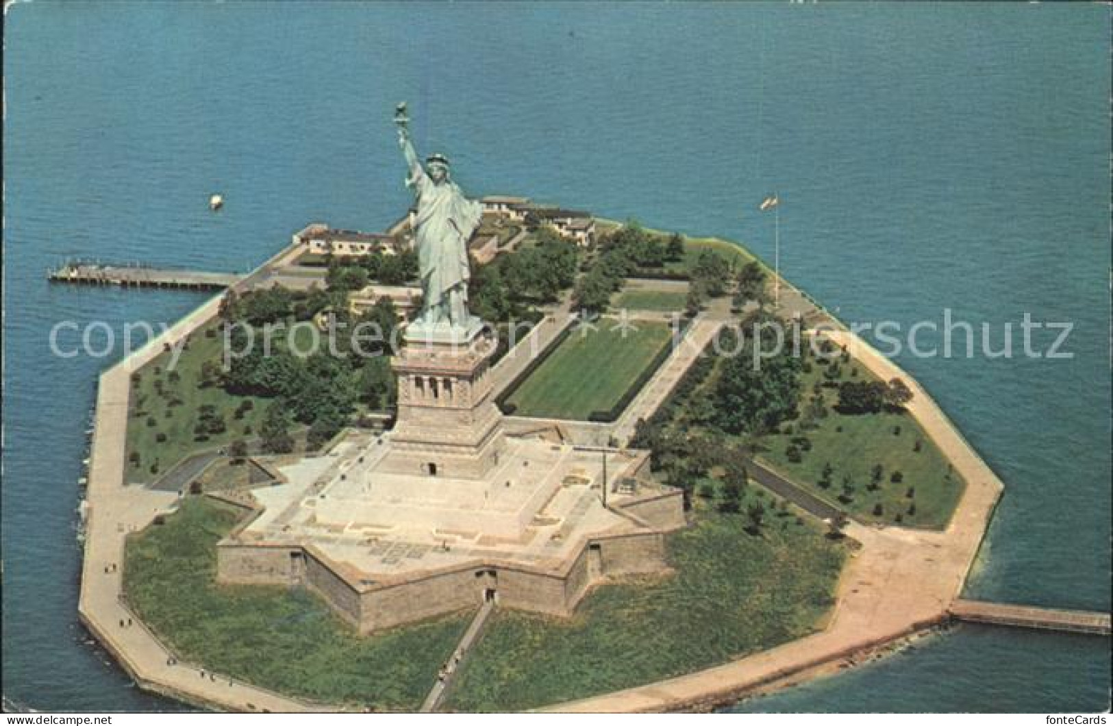 11699096 Statue_of_Liberty Fliegeraufnahme Liberty Island New York Harbor  - Autres & Non Classés