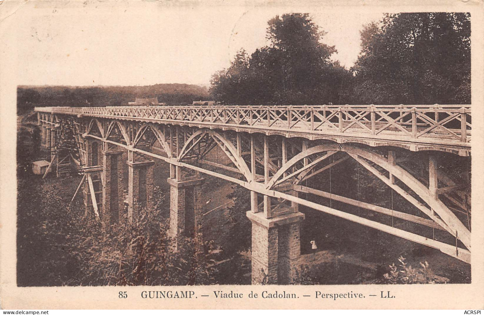 22  GUINGAMP Le Viaduc De Cadolan    N° 53 \ML4000 - Guingamp