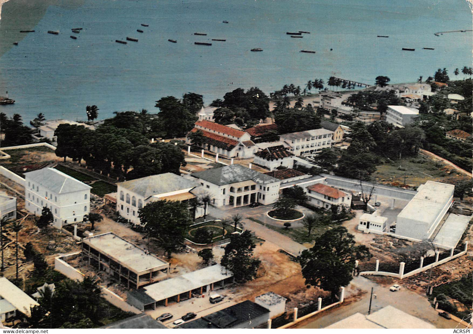 GABON  LIBREVILLE Vue Générale Par Avion  N° 33 \ML4018 - Gabun