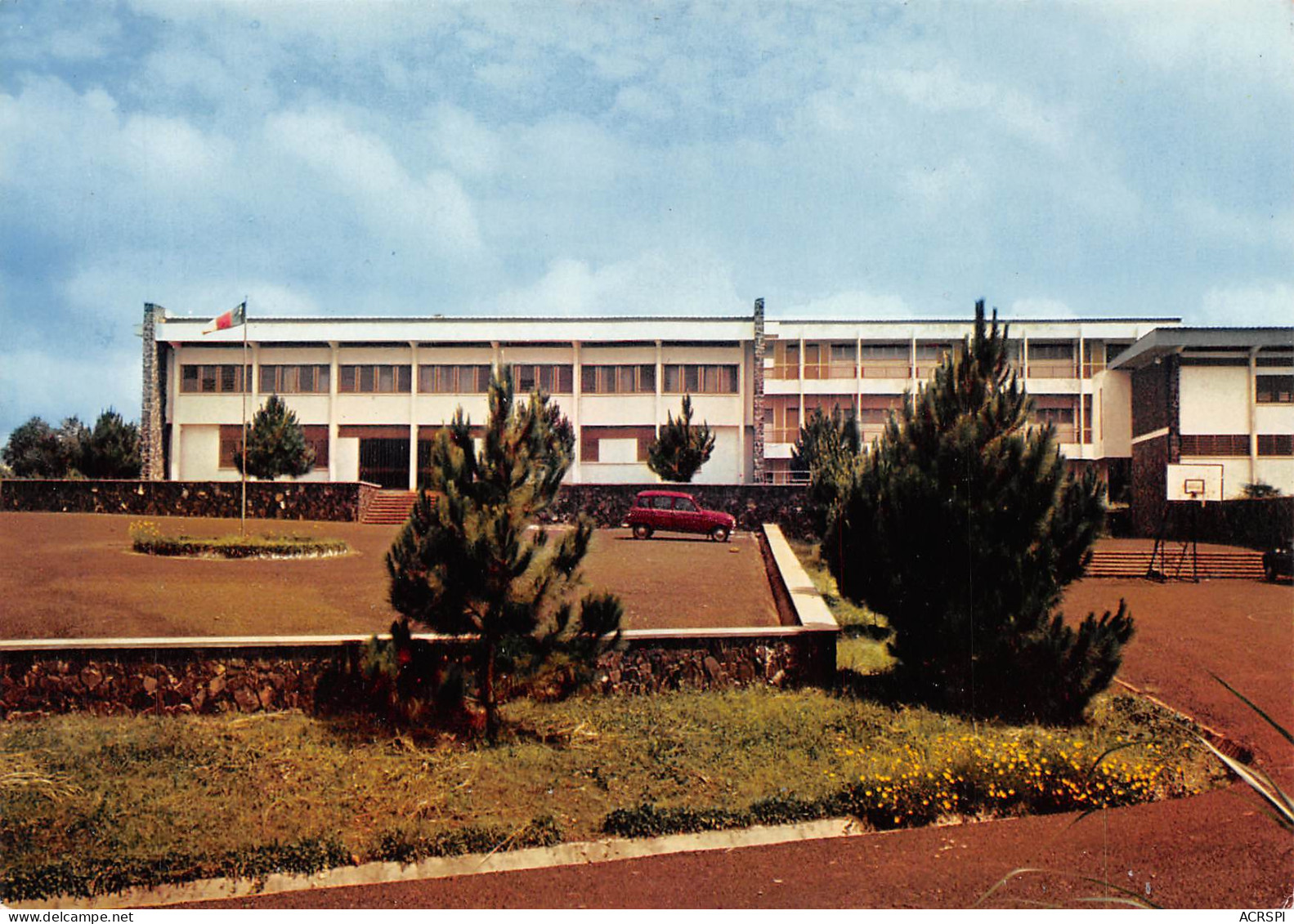 CAMEROUN BAFOUSSAM : Lycée Classique High School Lyseum  N° 41 \ML4025 - Cameroon