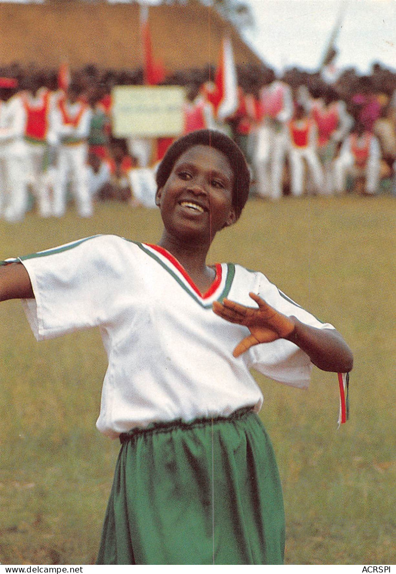 BURUNDI Danse Folflorique De NGOZI En 1986 Jeune Femme Fille  (scans R/V) N° 67 \ML4038 - Burundi